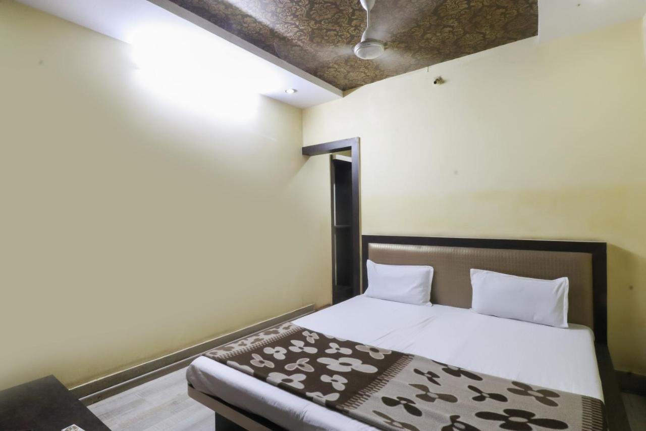 Spot On Hotel Monu Rāipur Exterior foto