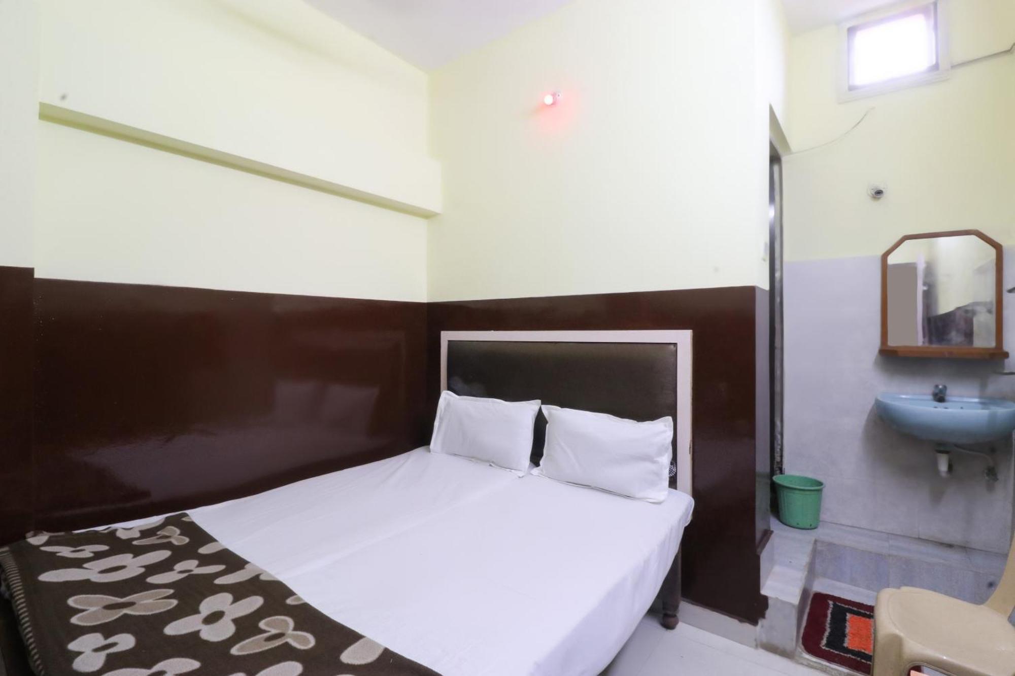 Spot On Hotel Monu Rāipur Exterior foto