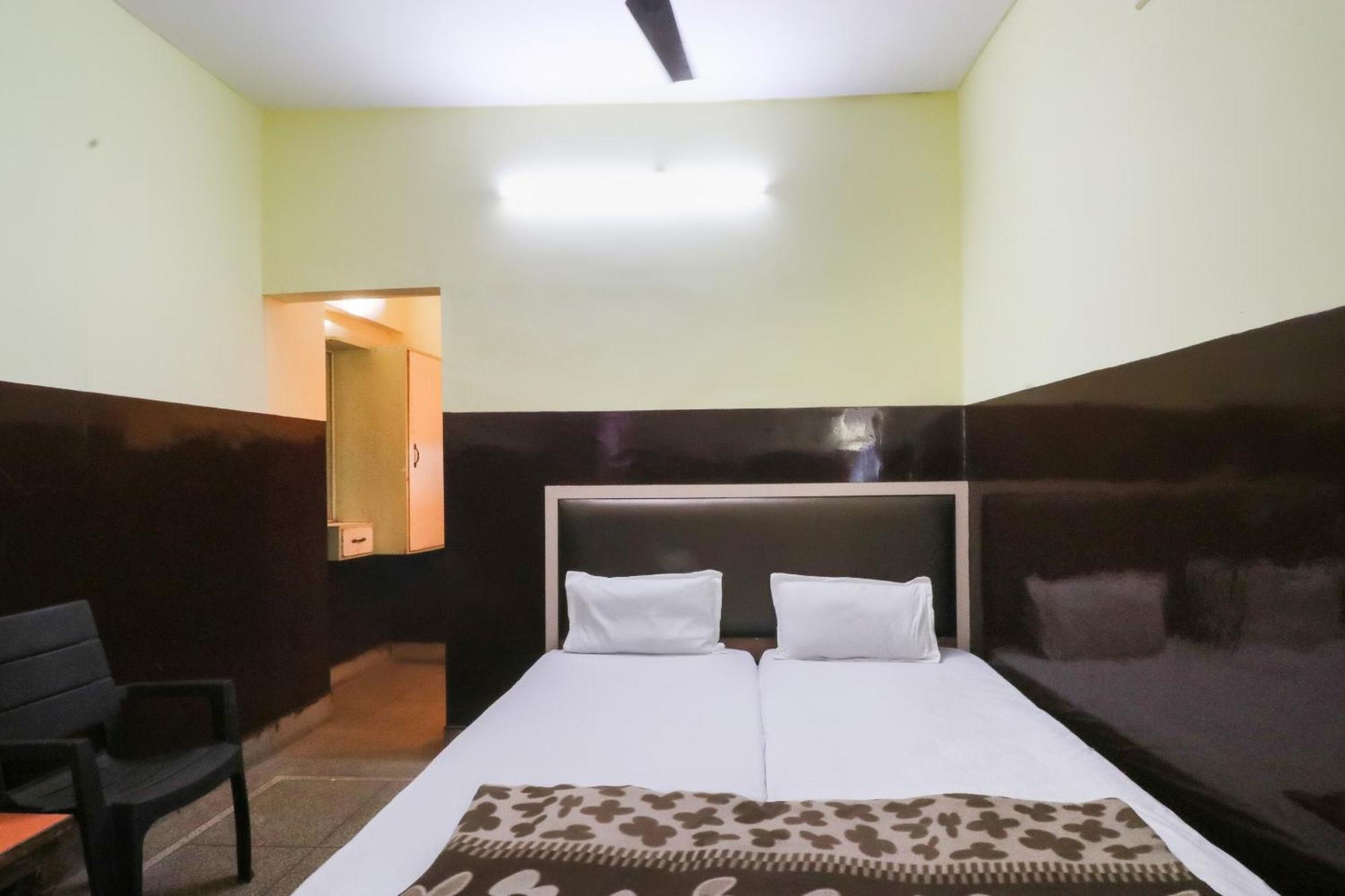 Spot On Hotel Monu Rāipur Exterior foto